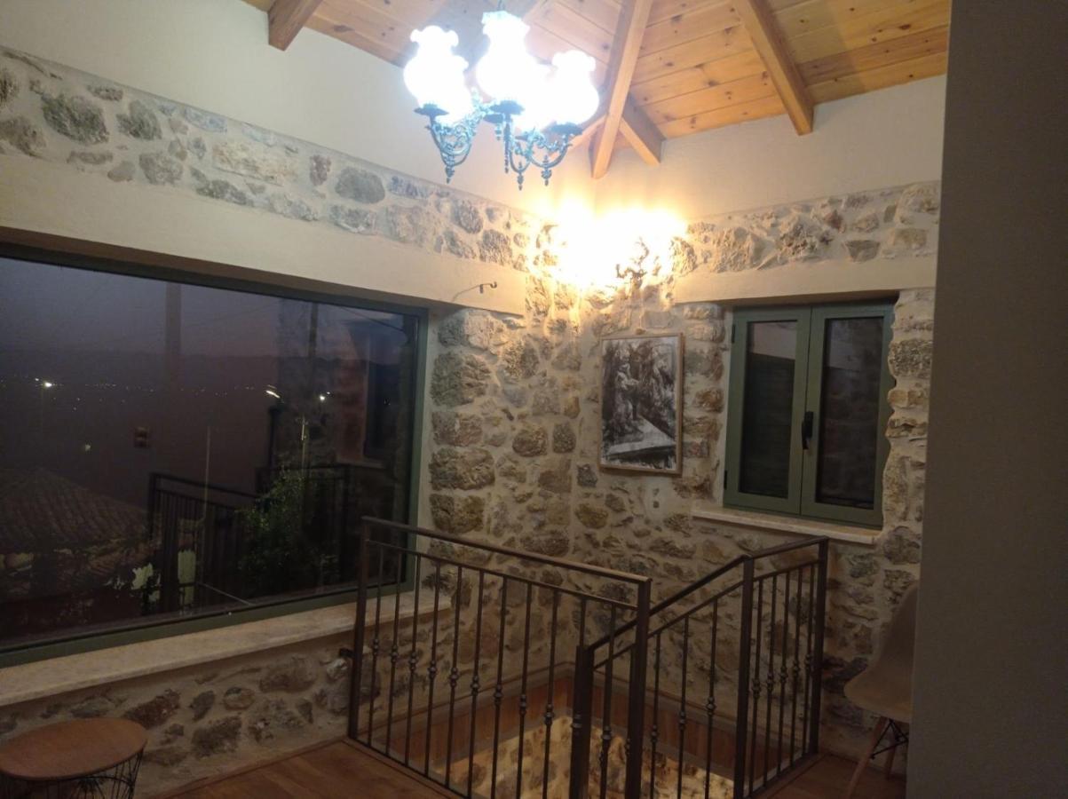 Villa Alonia 卡拉马塔 外观 照片